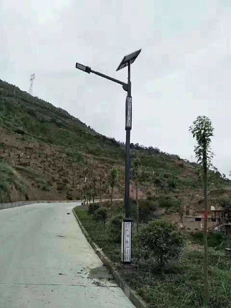 鄂托克前旗仿古太阳能路灯
